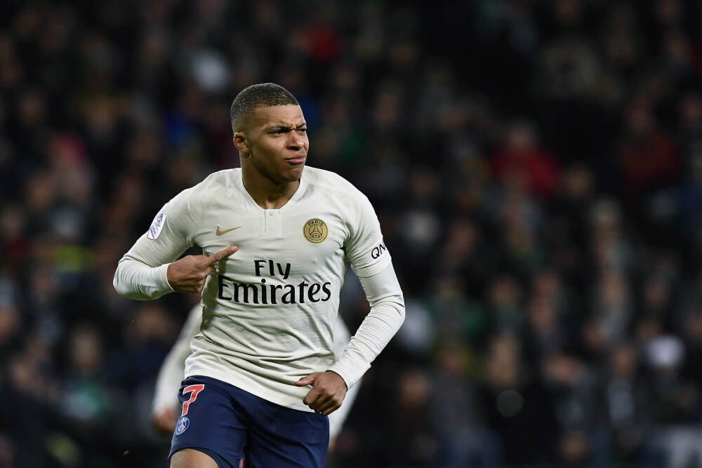 北青谈U22国足热身赛：王钰栋打入唯一进球，彭啸伤愈复出